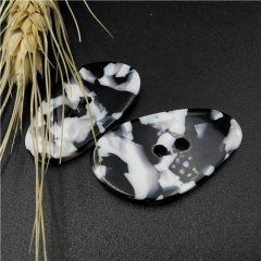 hotsale black special-shaped resin 2 holes button