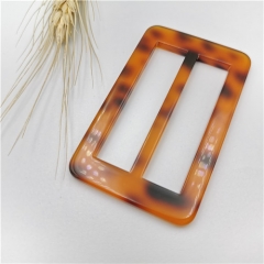 fashion brown resin buckle