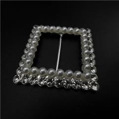 high quality pearls with diamond square belt buckle