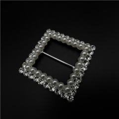 high quality pearls with diamond square belt buckle