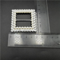 high quality pearls with diamond square belt buckle