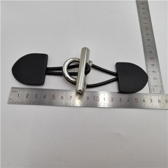 high quality fashionable toggle button with nice metal buckle