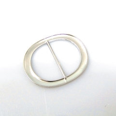 Round metal buckle for coat belt