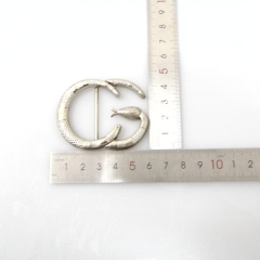 Custom logo zinc alloy metal snake buckle women's dress